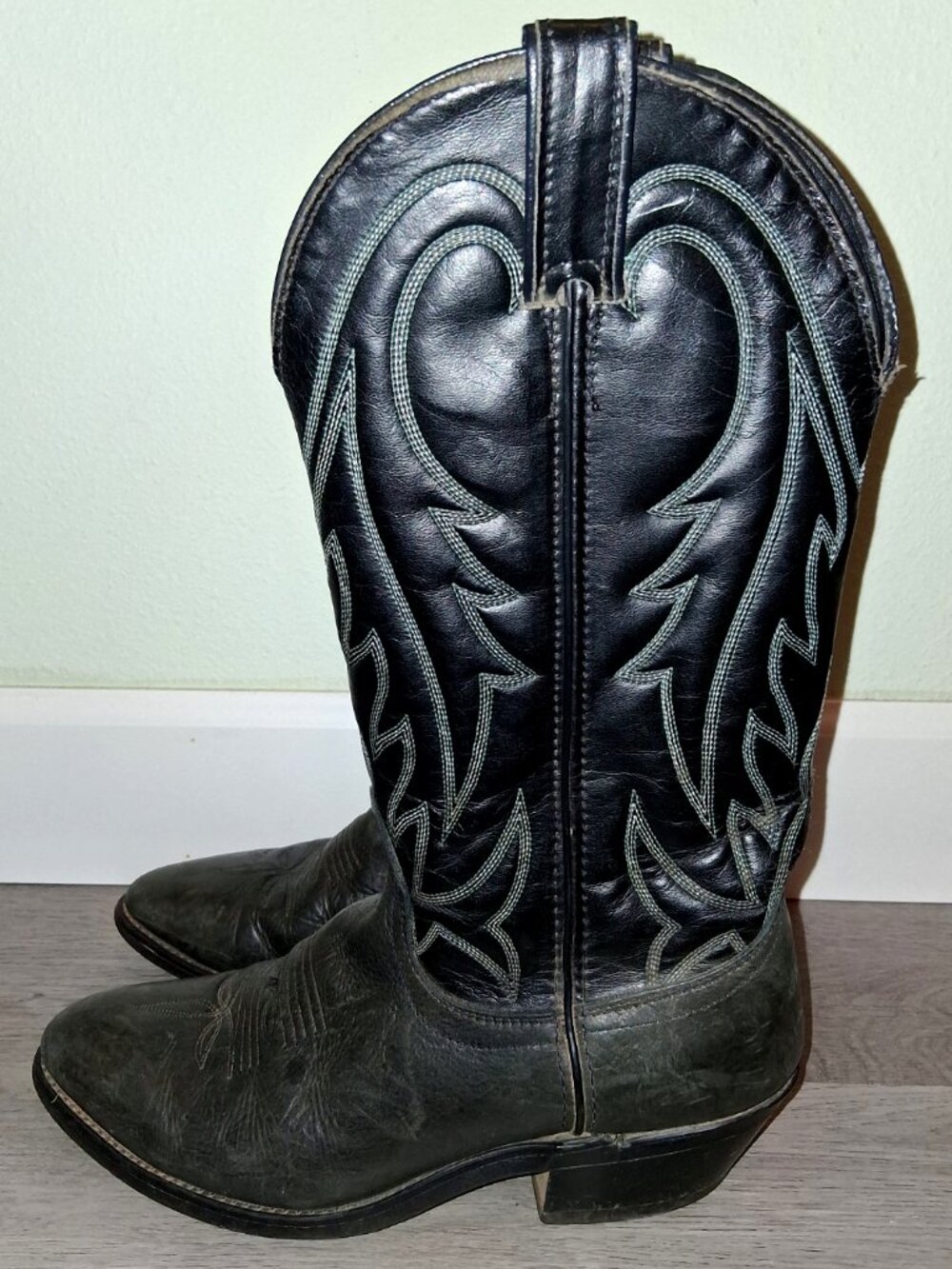 Vintage Laredo Black Leather Blue Stitching Tall Cowboy Boots Size 7.5 Cowgirl